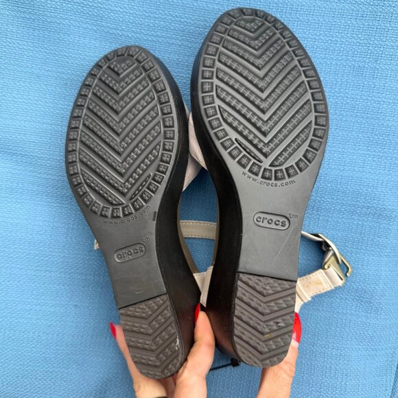 Crocs Leigh II Ankle Strap Wedge Sandals – Women’s Size 7 –Like New - Picture 7 of 7
